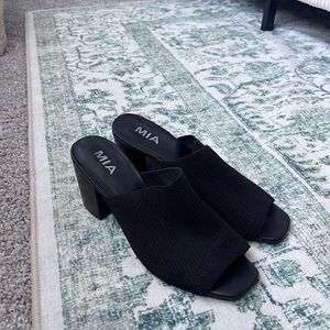 MIA Women's Black Open Toes Heels